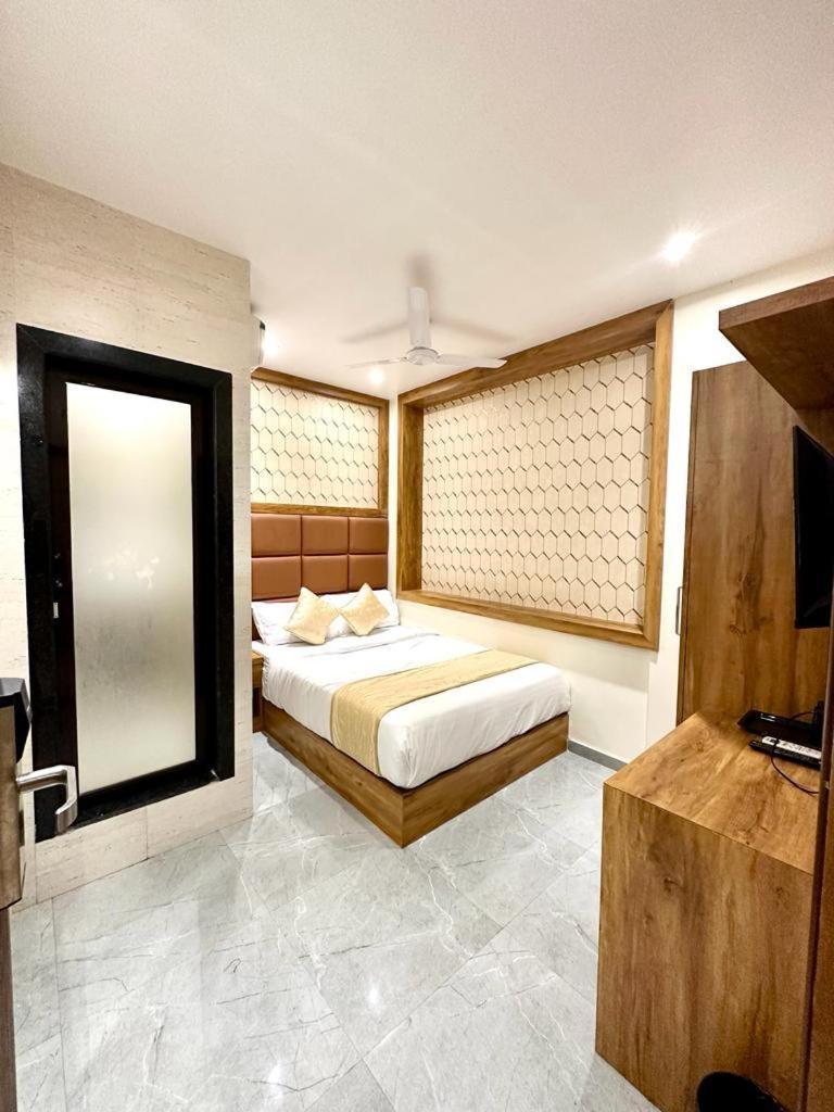 Hotel Bkc Prime - Near Us Consulate Mumbai Exterior photo