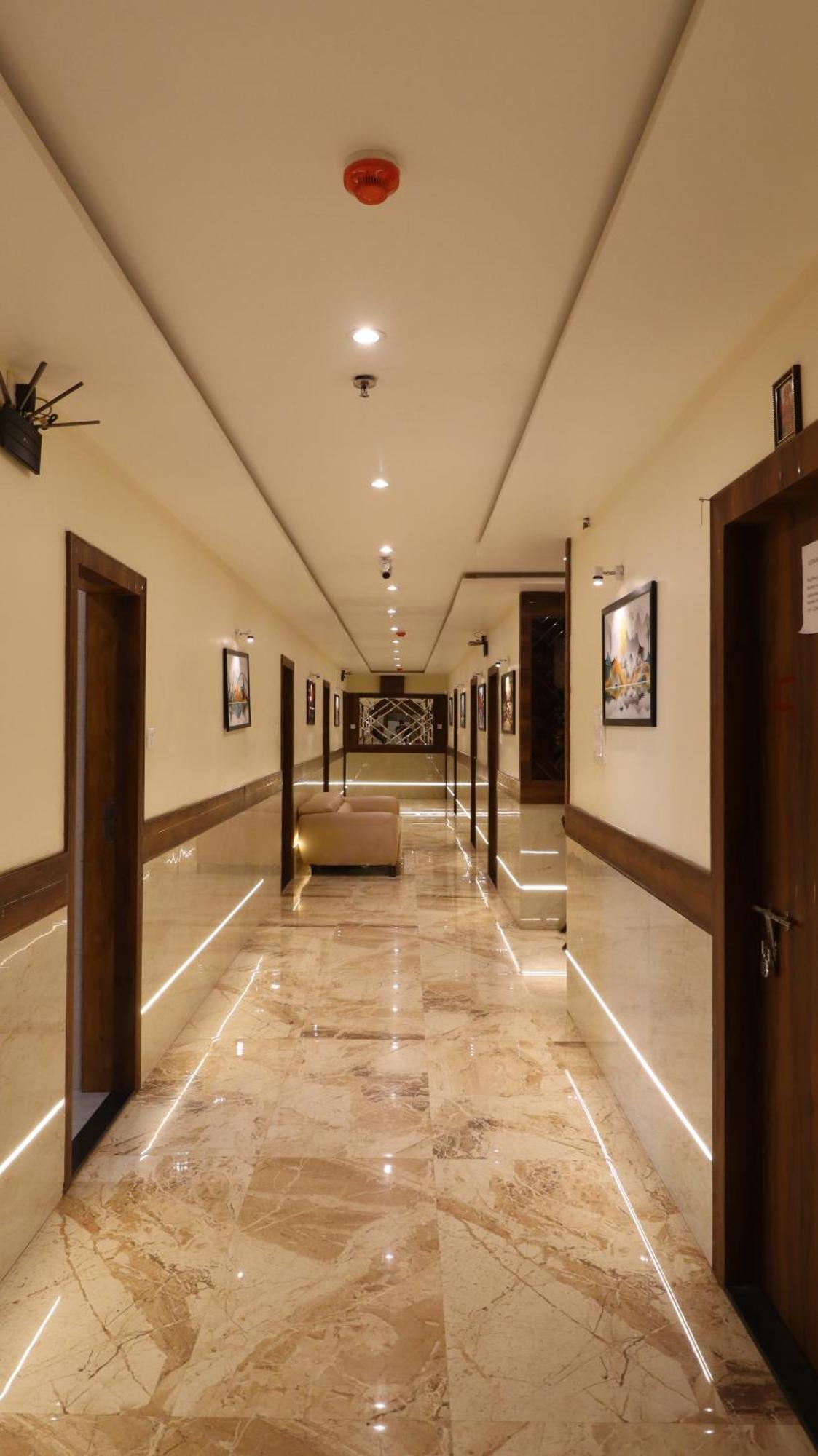 Hotel Bkc Prime - Near Us Consulate Mumbai Exterior photo