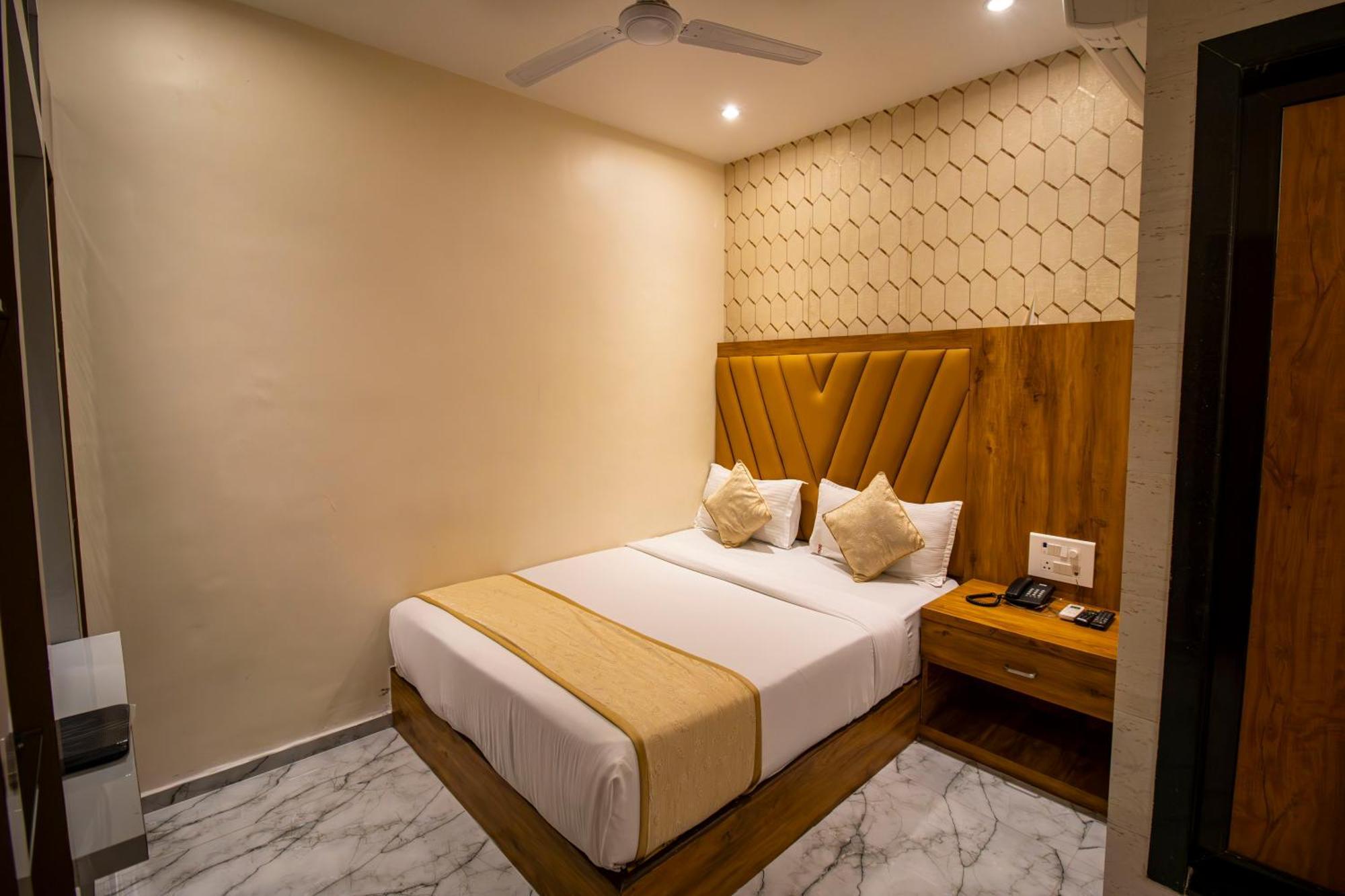 Hotel Bkc Prime - Near Us Consulate Mumbai Exterior photo